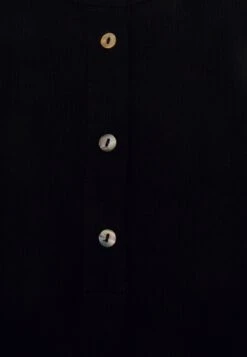 Vila Vitheo - Blouse - Black -Vila b4334ea205b342adaf2e94b0468ef82d