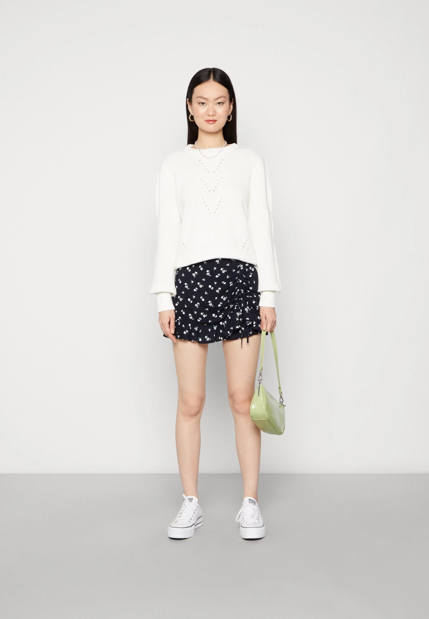 Vila Vididi O Neck- Trui - White Alyssum 4 Vila Vididi O Neck- Trui - White Alyssum - Afbeelding 2