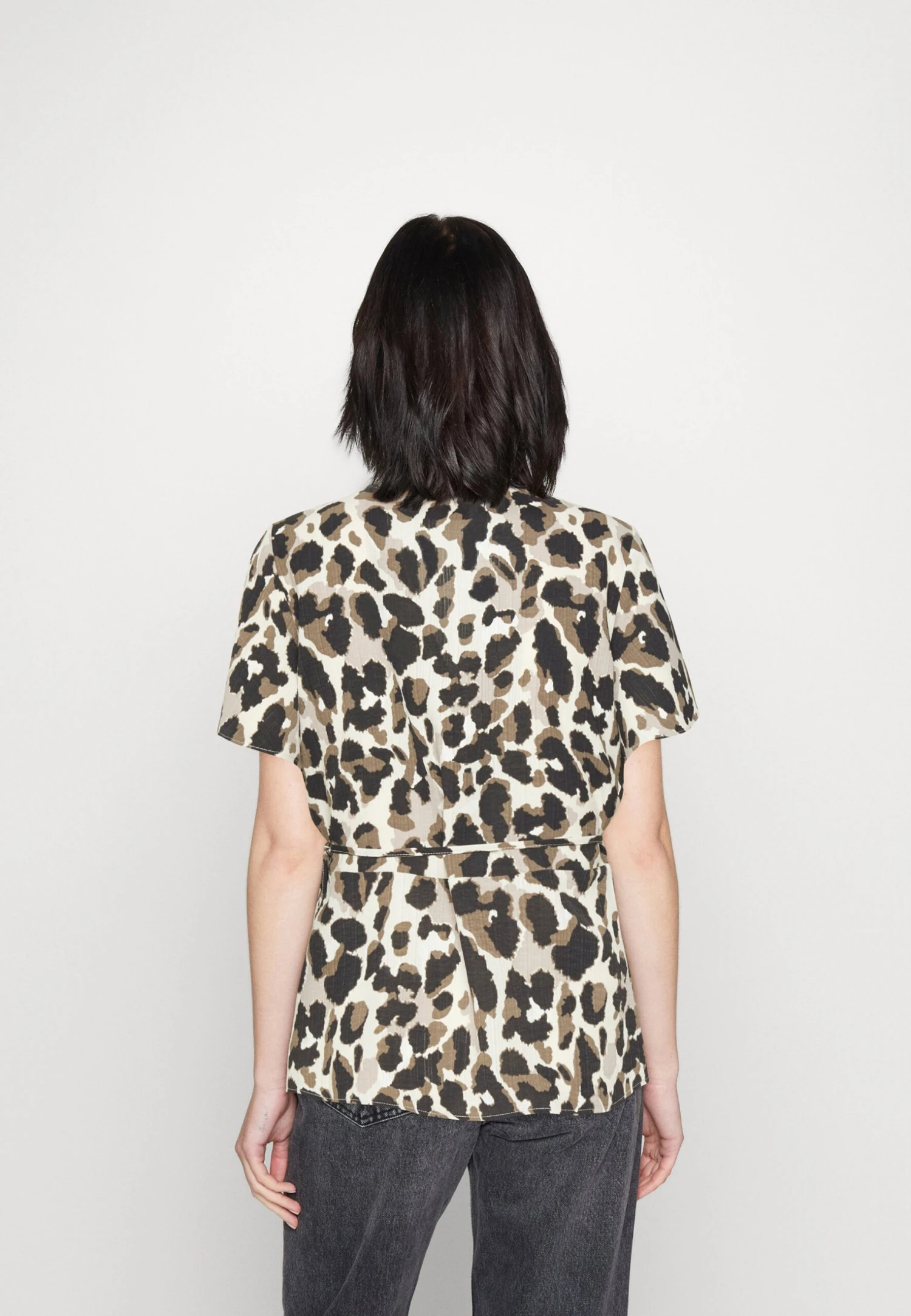 Vila Vilovie Wrap - T-Shirt Print - Birch 5 Vila Vilovie Wrap - T-Shirt Print - Birch - Afbeelding 3