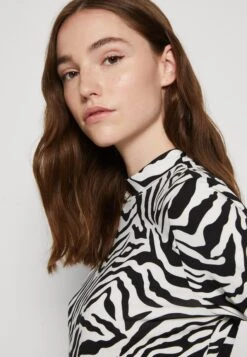 Vila Vileoa Rollneck - Longsleeve - Black -Vila cb58d48540184cb992f07bb468dacc98