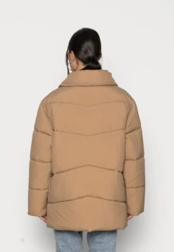 Vila Vilouisa Short Padded Coat - Winterjas - Tigers Eye 9 Vila Vilouisa Short Padded Coat - Winterjas - Tigers Eye -Vila dfa977eaee2c447cb87376b13b12b051