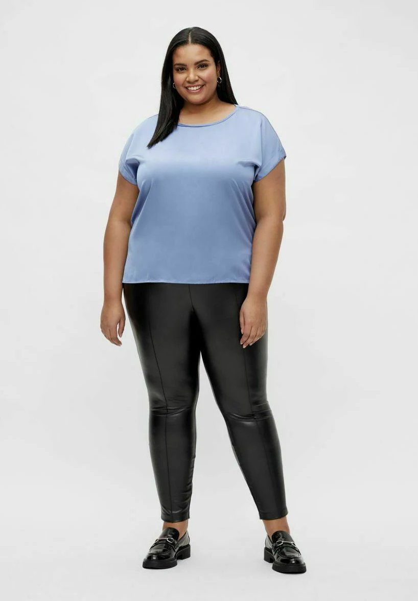 Curve - T-Shirt Basic - English Manor 4 Curve - T-Shirt Basic - English Manor - Afbeelding 2