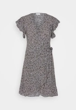 Vila Vifini Wrap Short Dress - Jurk - Sweet Lavender/Alini -Vila ea56c86a740f47549d20636190ef109e