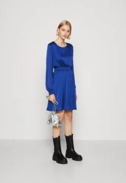 Vila Vibela Smock Dress- Cocktailjurk - Mazarine Blue -Vila edd5576cd1014bb288ad781a76e380e7