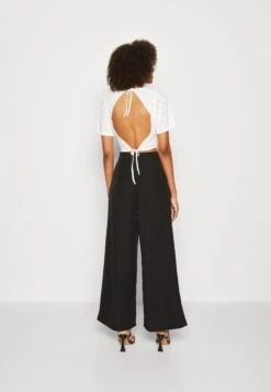 Vila Vikawa Cropped- T-Shirt Print - Cloud Dancer -Vila f0795138a34348a1813000132690b7d9