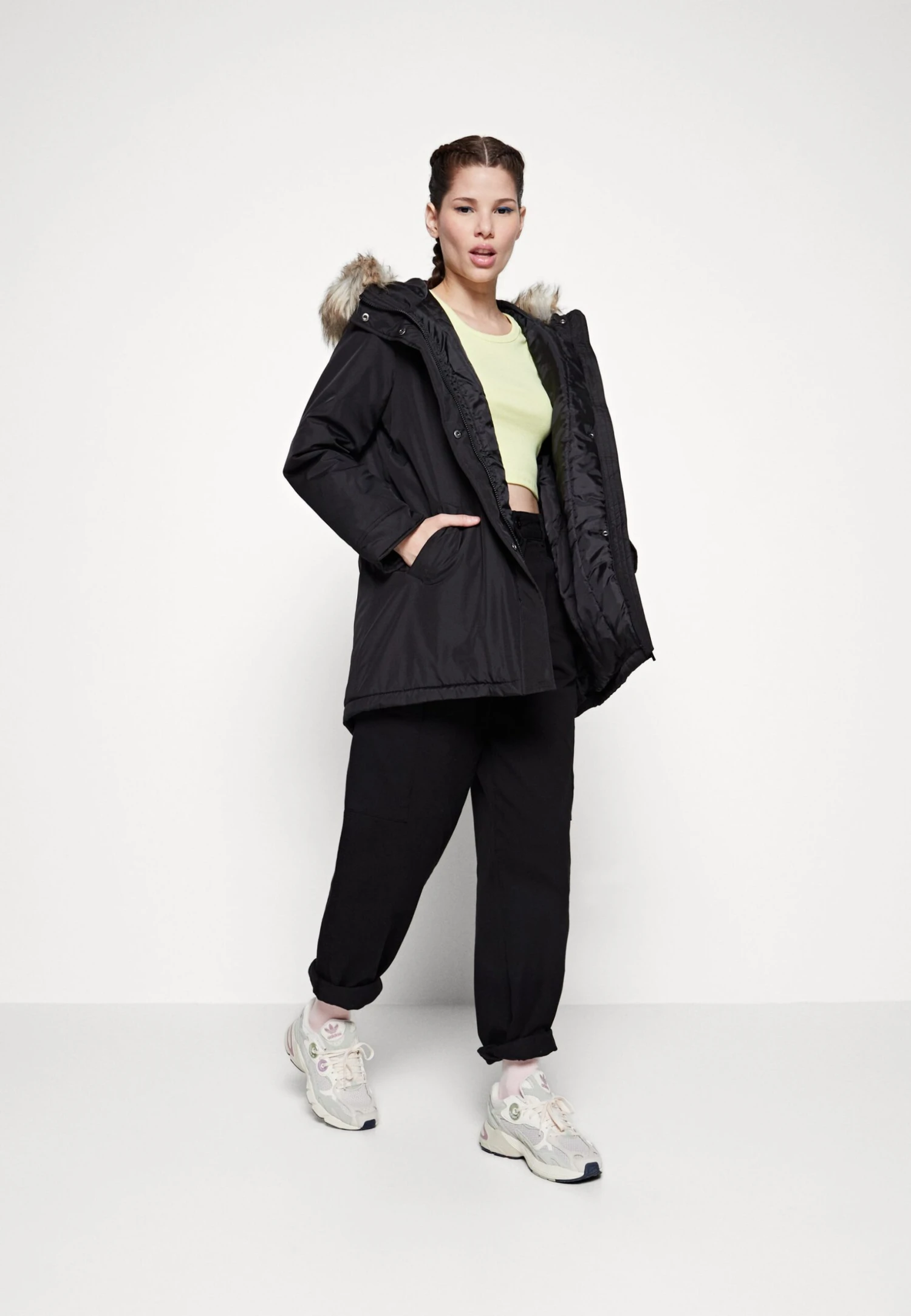 Vila Viloui - Winterjas - Black 4 Vila Viloui - Winterjas - Black - Afbeelding 2