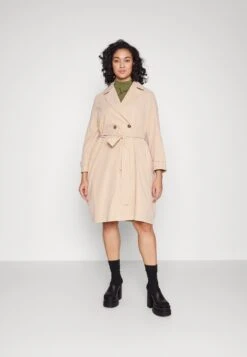 Trenchcoat - Curds And Whey