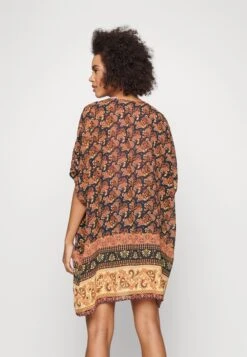 Vila Vilinea Kimono - Lichte Jas - Multicolored 9 Vila Vilinea Kimono - Lichte Jas - Multicolored -Vila fd3a1003261647fcb2e9bec85e17e815